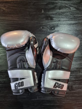 Load image into Gallery viewer, KIXX PU G60 Boxing Gloves
